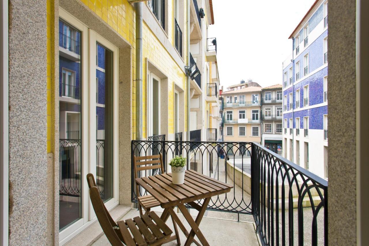 Cardosas Square Luxury Apartments By Porto City Hosts Exterior photo