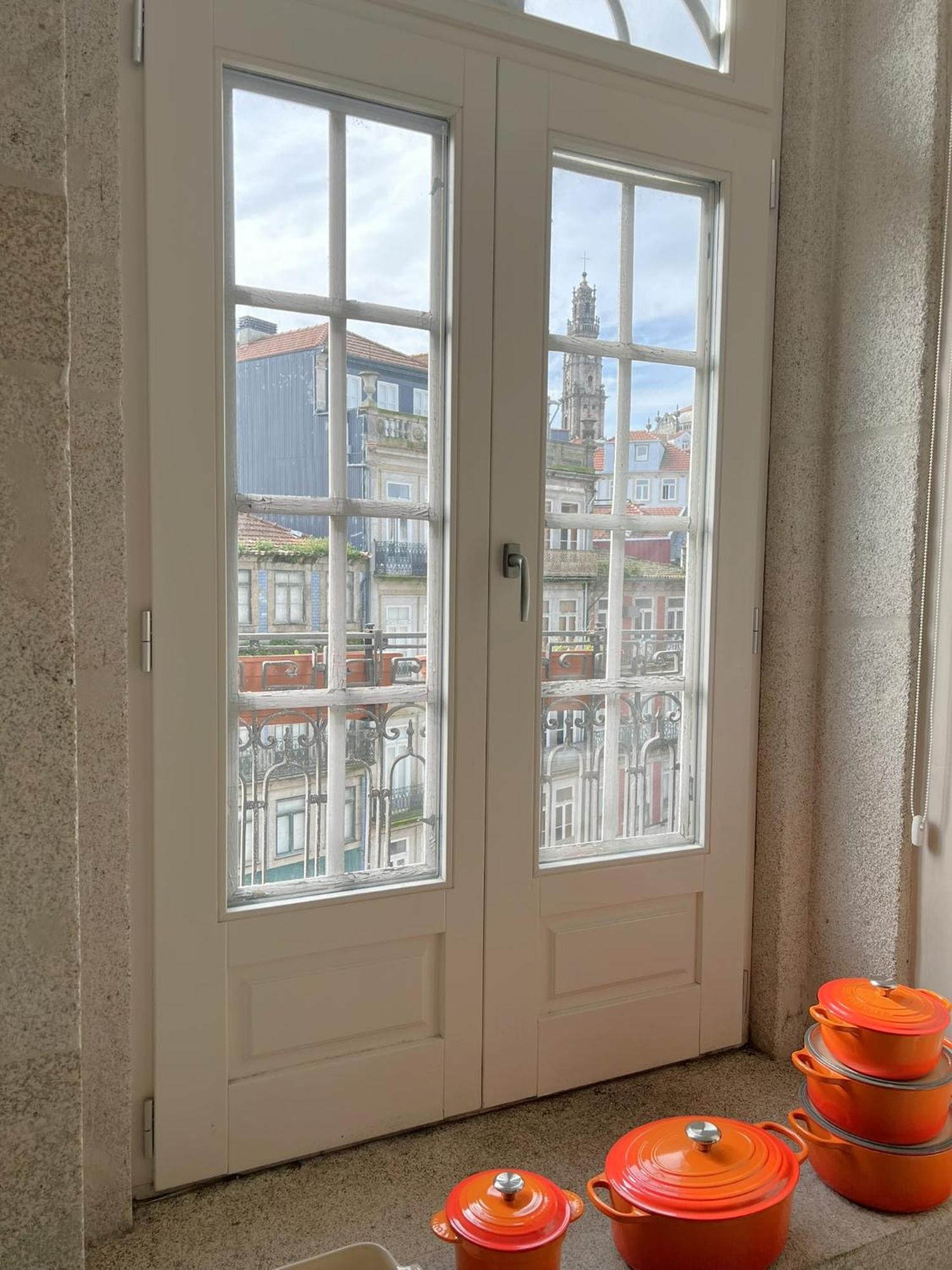 Cardosas Square Luxury Apartments By Porto City Hosts Exterior photo