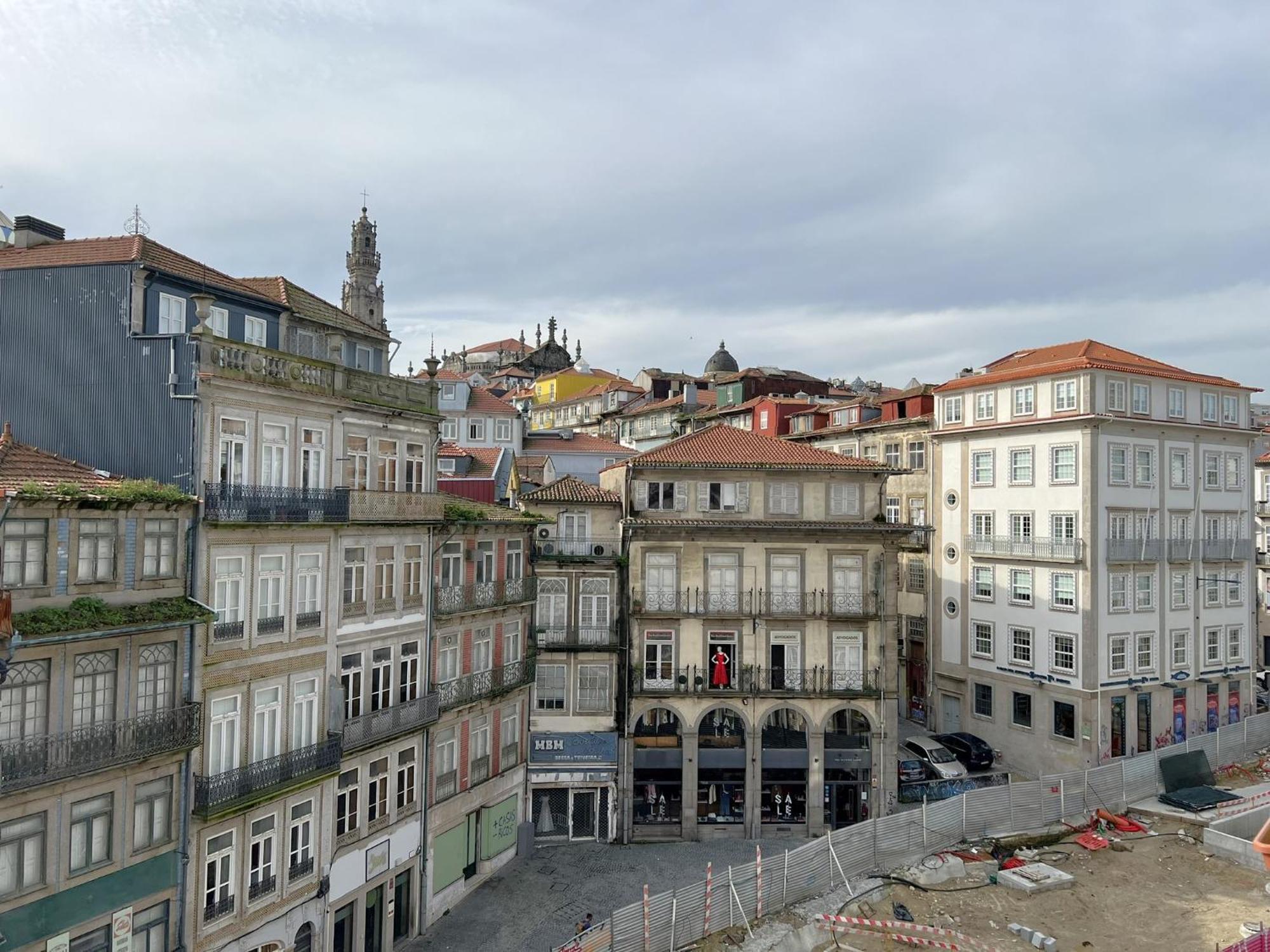 Cardosas Square Luxury Apartments By Porto City Hosts Exterior photo