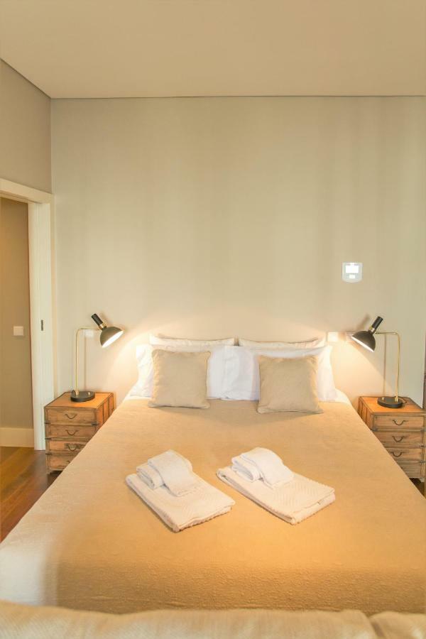 Cardosas Square Luxury Apartments By Porto City Hosts Exterior photo