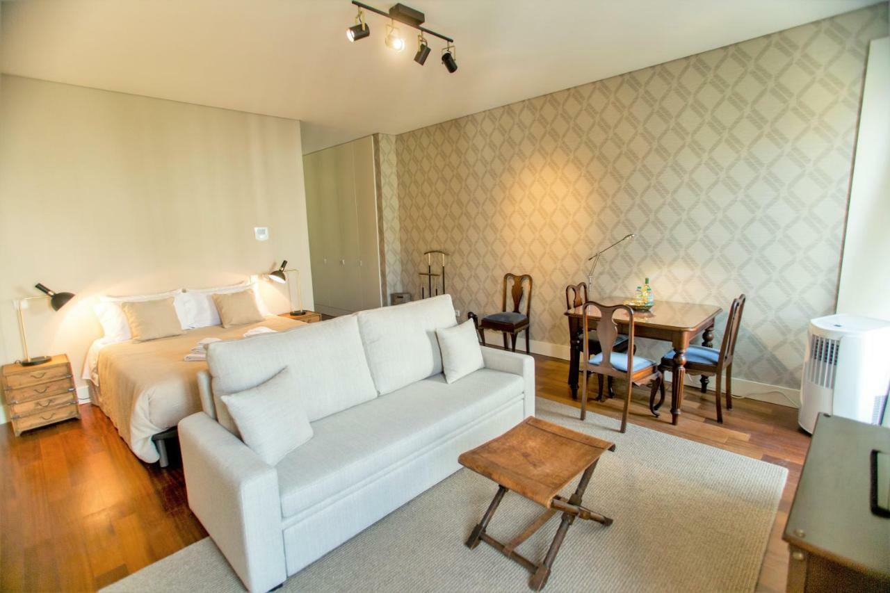 Cardosas Square Luxury Apartments By Porto City Hosts Exterior photo