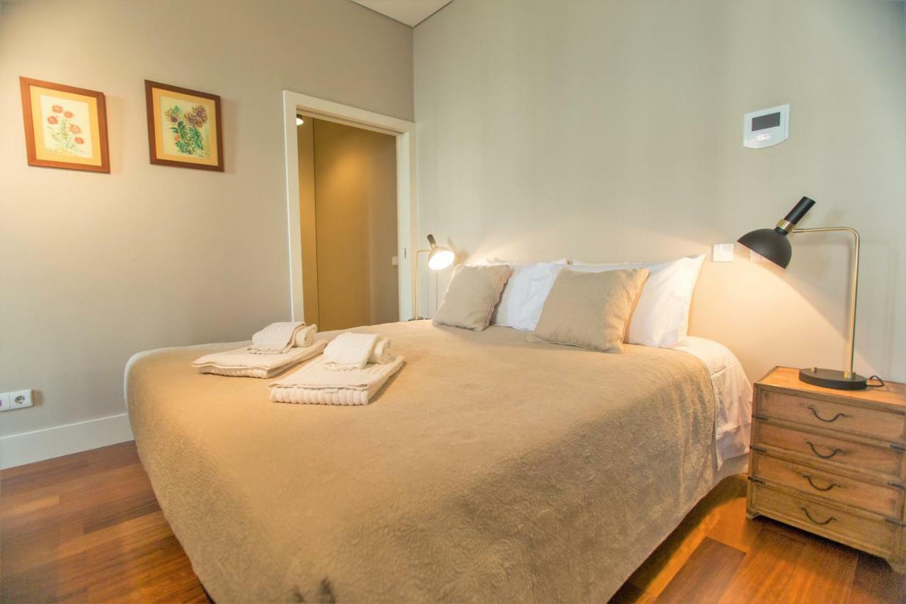 Cardosas Square Luxury Apartments By Porto City Hosts Exterior photo